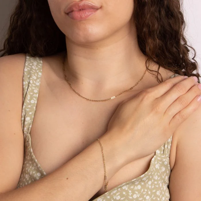 9ct Gold Contemporary Linked Bracelet - Image 2