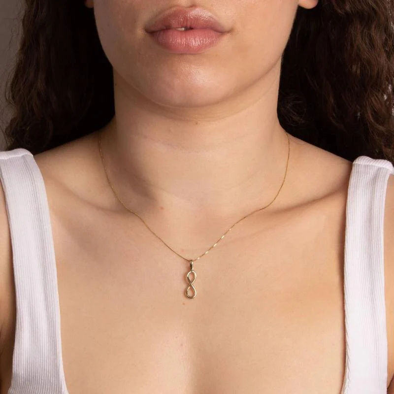 9ct Gold Infinity Pendant - Image 2