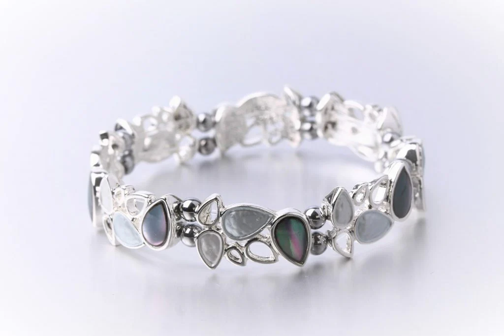 Elasticated Magnetic Hematite Bracelet in Grey