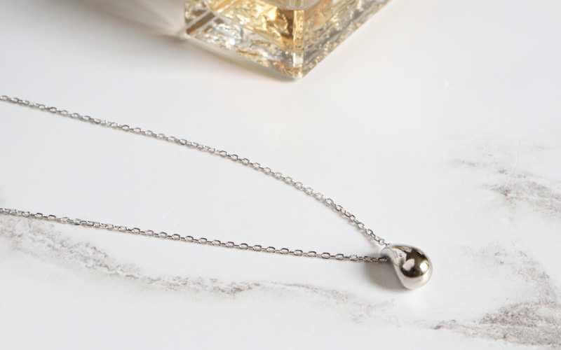 Polished Silver Puffed Teardrop Pendant - Image 2