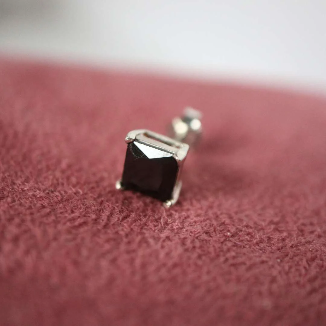 Silver Gents Earring with 6mm Square Black CZ - Image 3