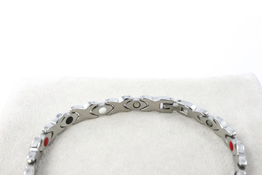Stainless Steel Magnetic Bracelet with Leaf and Kiss Links - Image 3
